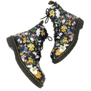 Dr. Martens Darcy Floral 1460 Pascal Size 11